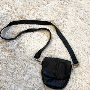 Small cross over purse